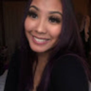 Meet your Posher, Caitlin